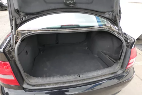 Audi A4 B5 Limousine Verkleidung Teppich Kofferraum Kofferraumteppich Facelift (169683)