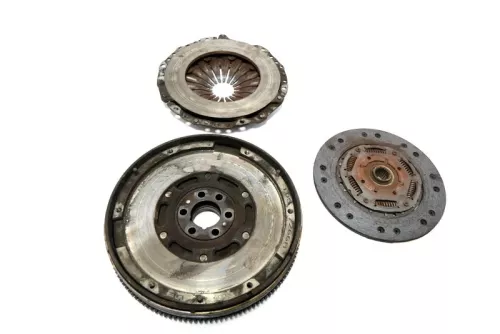 VW Passat 3B A4 B5 Schwungrad Zweimassenschwungrad AHH AFN AVG 1,9 TDI (169686)