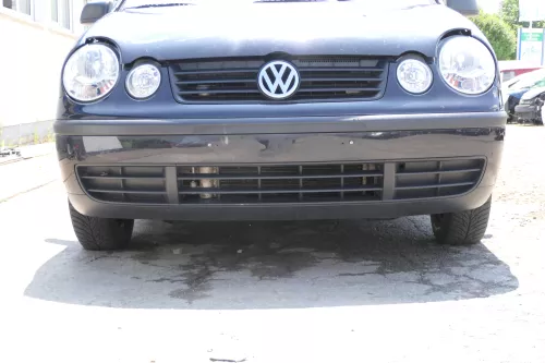 VW Polo 9N Stoßstange Frontstoßstange vorne schwarz LC9Z (169701)
