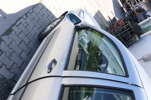 VW Golf 4 Bora Tür vorne links Fahrertür 4/5-Türer & Kombi silber LA7W -ohneAnba (169720)