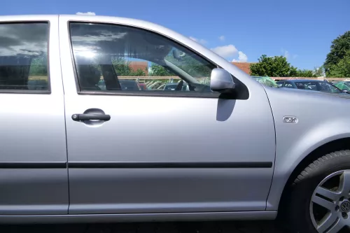 VW Golf 4 Bora Tür vorne rechts Beifahrertür 4/5-Türer+Kombi Variant LA7W silber (169726)