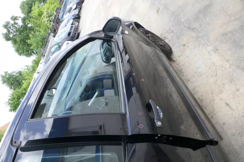 VW Fox 5Z Tür vorne rechts Beifahrertür schwarz L041 (169929)