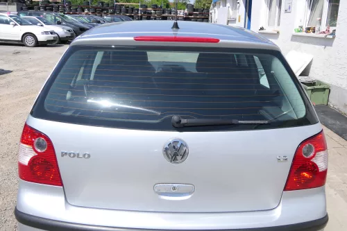 VW Polo 9N Fun Heckklappe Kofferraumklappe Klappe hinten silber LA7W metall (170120)