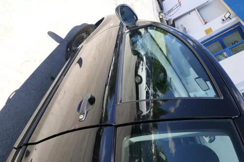 VW Fox 5Z Tür vorne links Fahrertür schwarz L041 (170166)