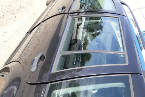 VW Golf 4 Bora Tür hinten links nur Kombi / Variant schwarz LC9Z (170367)