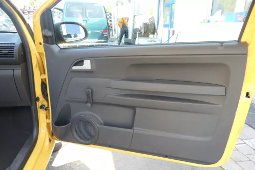 VW Fox 5Z Türverkleidung Verkleidung Tür vorne rechts schwarz 5Z3867014 (170411)