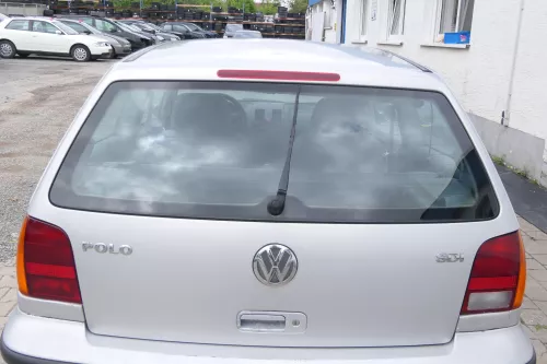 Polo 6N2 Heckklappe Klappe hinten Kofferraumklappe silber LB7Z Scheibe (170482)