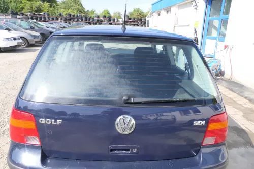VW Golf 4 Limousine Heckklappe Kofferraumklappe Klappe hinten blau LA5G ohnAnb
