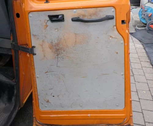 VW T4 Verkleidung Abdeckung Tür Seite rechts hinten grau DOKA 729867204A