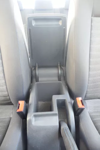 VW Golf Plus 5M Mittelarmlehne Armlehne Lehne Mitte Original verschiebbar  (170873)