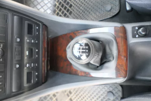 Audi A6 4B C5 Verkleidung Klappe Abdeckung Dekor Holz Optik Nußbaum  (170947)