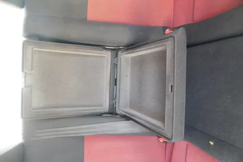 VW Golf 4 Limousine Sitz Rückbank Rücksitzbank hinten Sitze Sportsitze rot (171088)