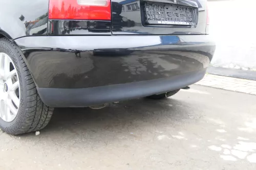 Audi A3 8L Stoßstange Heckstoßstange hinten schwarz LY9B (171105)