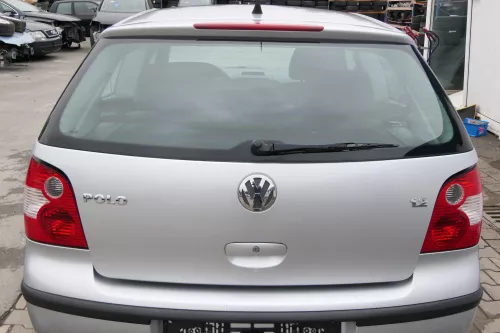 VW Polo 9N Fun Heckklappe Kofferraumklappe Klappe hinten silber LA7W metal (171155)