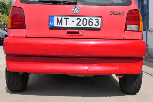 VW Polo 6N Stoßstange hinten 2-geteilte Heckstoßstange rot LP3G Stoßfänger (171171)