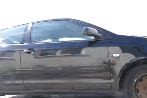 VW Polo 9N 9N3 Tür vorne rechts Beifahrertür 2/3-Türer schwarz L041ohneAnbauteil (171184)