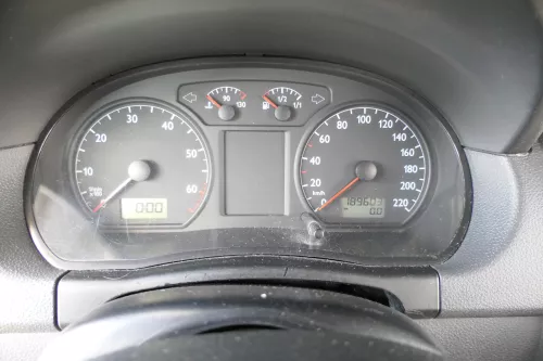 VW Polo 9N Tacho Tachometer Kombiinstrument 189.000km 6Q0920800P 1,2 47kw 40kw (171214)