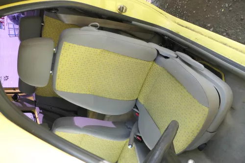 Seat Arosa VW Lupo Sitz vorn links Fahrersitz Höhenverstellung höhenverste gelb