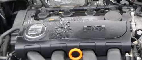 Seat Altea 5P Unterdruckbehälter Abdeckung Motorabdeckung 2,0 FSI 06F129210