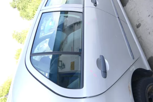 Skoda Fabia 6Y Limousine Schrägheck Tür hinten rechts grau silber LF7T diamantsi (171568)