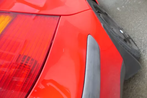 VW Golf 4 Limousine Stoßstange hinten Heckstoßstange Stoßfänger rot LP3G (171600)