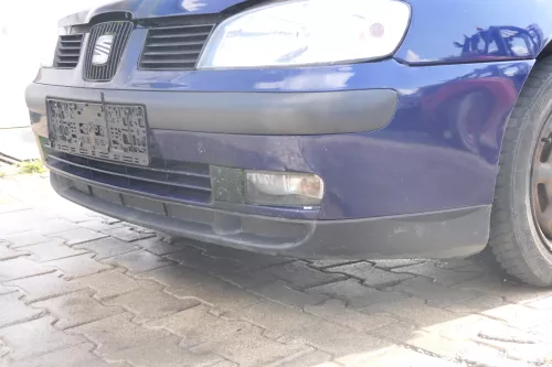 Seat Ibiza 6K Stoßstange Frontstoßstange vorne blau LB5N Facelift ab1999 Grill (171605)