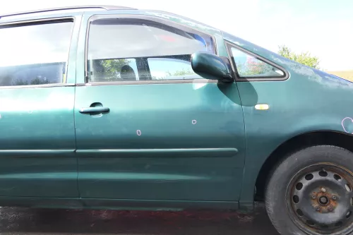 Sharan 7M Alhambra Tür rechts vorne Beifahrertür bis Bj1999 ohne Anbau grün LC6P