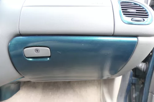 VW Sharan 7M Handschuhfach Handschuhfachdeckel Deckel Klappe grün Griff Öffner (171646)