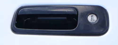 VW Caddy 2K Griff Heckklappe Heckklappengriff original Öffner schwarz (171688)