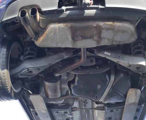 VW Golf 6 5K Auspuff hinten Endschalldämpfer Benziner MItteltopf Mitte 1,4 CAXA
