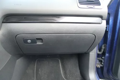 VW Golf 6 5K Leiste Abdeckung Dekor schwarz pyramids netzoptik (171910)
