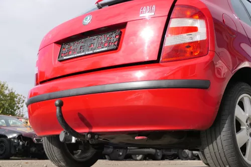 Skoda Fabia 6Y Schrägheck Stoßstange hinten Heckstoßstange rot LF3K (171950)