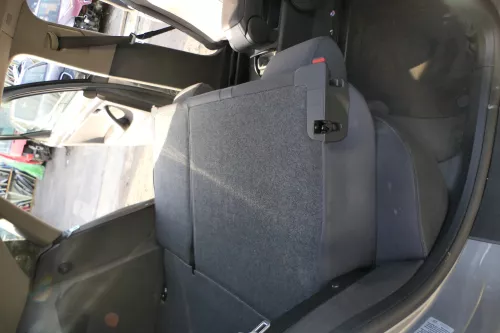 Audi A4 B6 B7 8E Limousine Sitz Rückbank Rücksitzbank hinten schwarz umklappbar (172060)