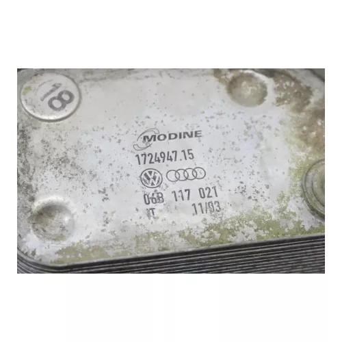 Audi A6 4F A4 8E B7 06B117021 Ölkühler Kühler Öl 2,0 ALT (172097)
