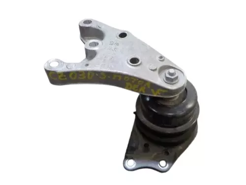 Polo 6R Fabia Motorlager Motorhalter Lager Motor Halter rechts Stütze