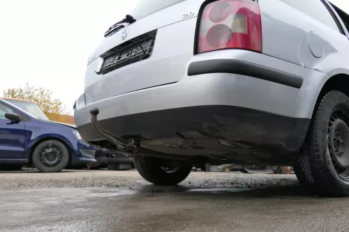 VW Passat 3BG Kombi Variant Stoßstange hinten Heckstoßstange LA7W grau silber (172474)