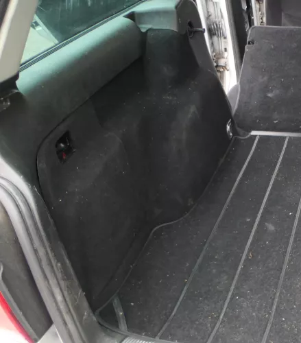 Passat 3BG 3B Abdeckung Verkleidung Kofferraum hinten links 3B9867429Q schwarz (172528)