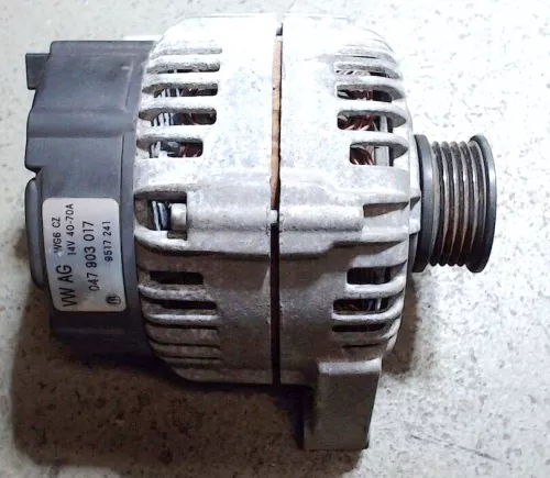 Skoda Fabia 6Y Lichtmaschine 70A 047903017 Generator Bosch AQW 1,4 MPI AZF (172606)