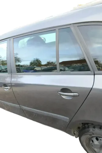 Skoda Fabia 5J Kombi Tür hinten links grau titangrau 9795 - ohne Anbauteile (172607)