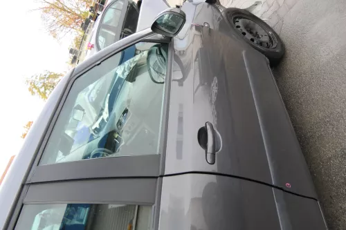 Fabia 5J Kombi + Limo Tür vorne rechts Beifahrertür grau titangrau 9795 (172609)