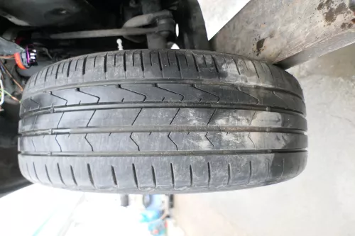 VW Polo 9N 6R Felgen Reifen 195/55 R15 85H Sommerreifen ca. 4-6mm (172664)