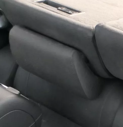 Audi A4 B8 8K Kopfstütze hinten in der Mitte schwarz soul Atrium schwarz (172756)