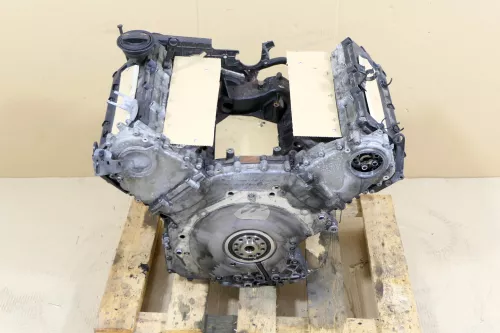 A4 8K B8 A5 8T Motor 2,7 TDI CGKA CGKB OHNE ANBAUTEILE- 189.000km  Automatik (172871)
