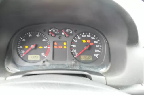 VW Golf 4 Tacho Tachometer Kombiinstrument 140.000km 1J0919861 1,4 16V 75PS 55kw (172923)