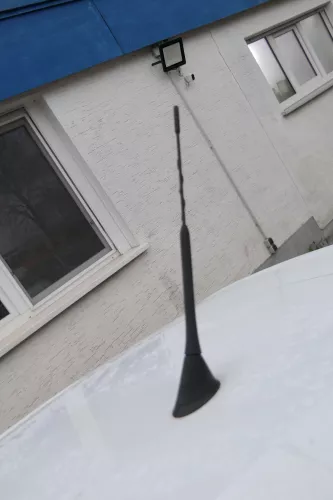 Audi A1 8X Antenne Antennenstab Antennensockel Sockel 8X0035501A schwarz (172929)