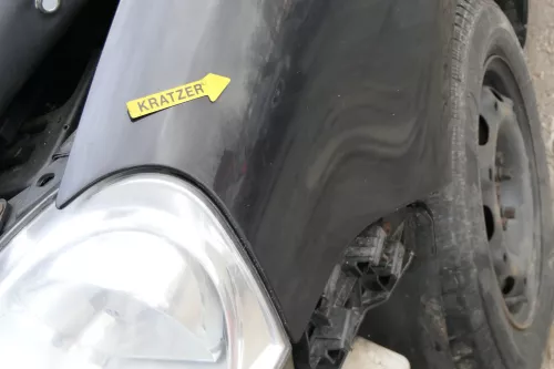 VW Polo 9N3 Kotflügel vorne links schwarz LC9Z (173219)