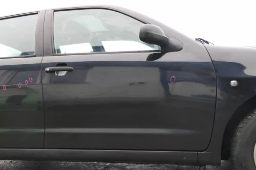 VW Polo Variant Kombi 6Kv oder Caddy 9Kv Tür vorne rechts schwarz LA9Y ohneAnbau