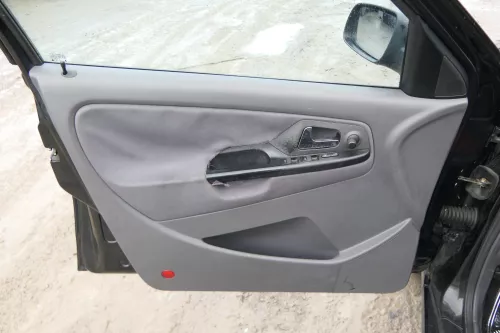 1x Seat Ibiza 6K Türverkleidung Verkleidung Tür vorne links 4/5-Tür Facelift (173265)