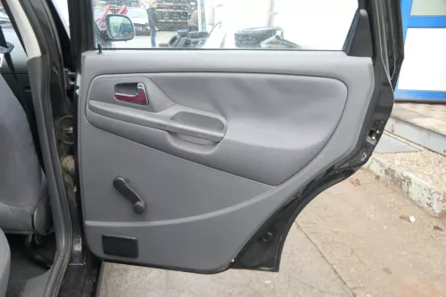1x Seat Ibiza 6K Türverkleidung Verkleidung Tür hinten rechts 4/5-Tür Facelift