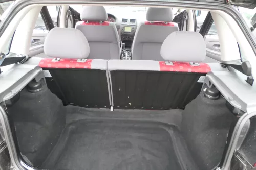 Seat Ibiza 6K Verkleidung Teppich Kofferraum Kofferraumteppich schwarz 